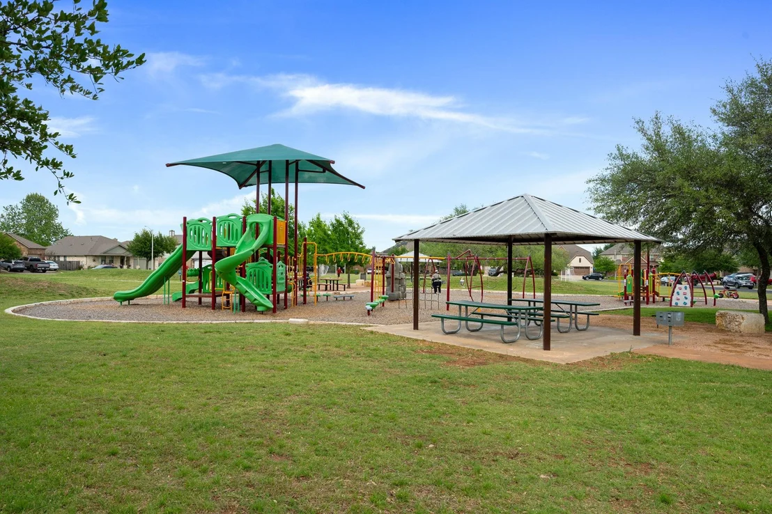 Photo of 1409 Birch DR