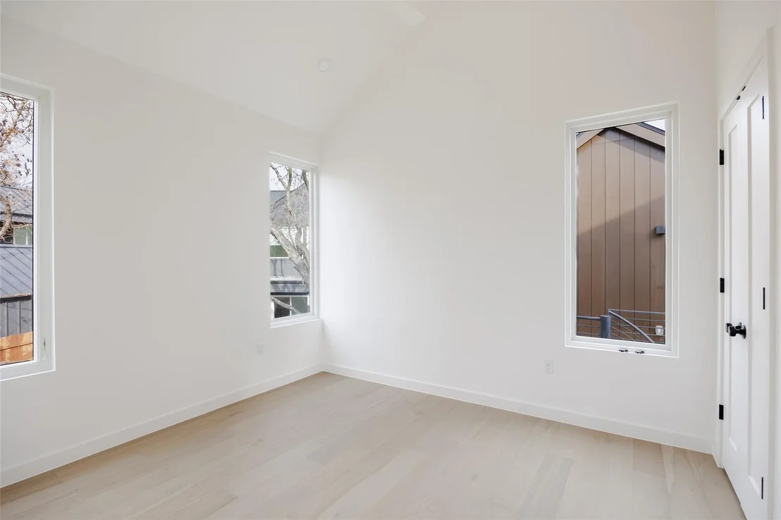 Photo of Unit 2 at 3209 Dolphin DR