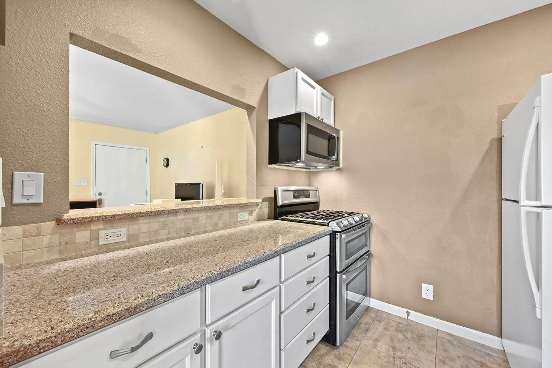 Photo of Unit 28 at 2425 Ashdale DR