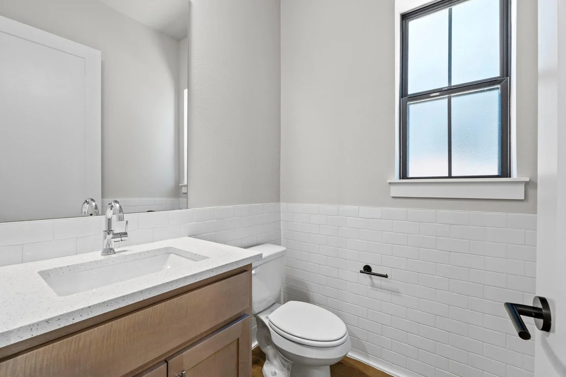 Photo of 3905 Taniguchi ST
