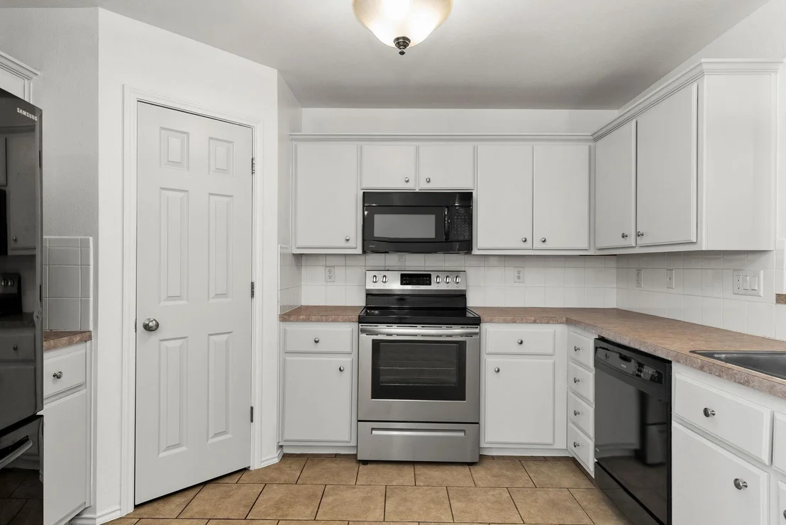 Photo of 1325 Marlee CIR