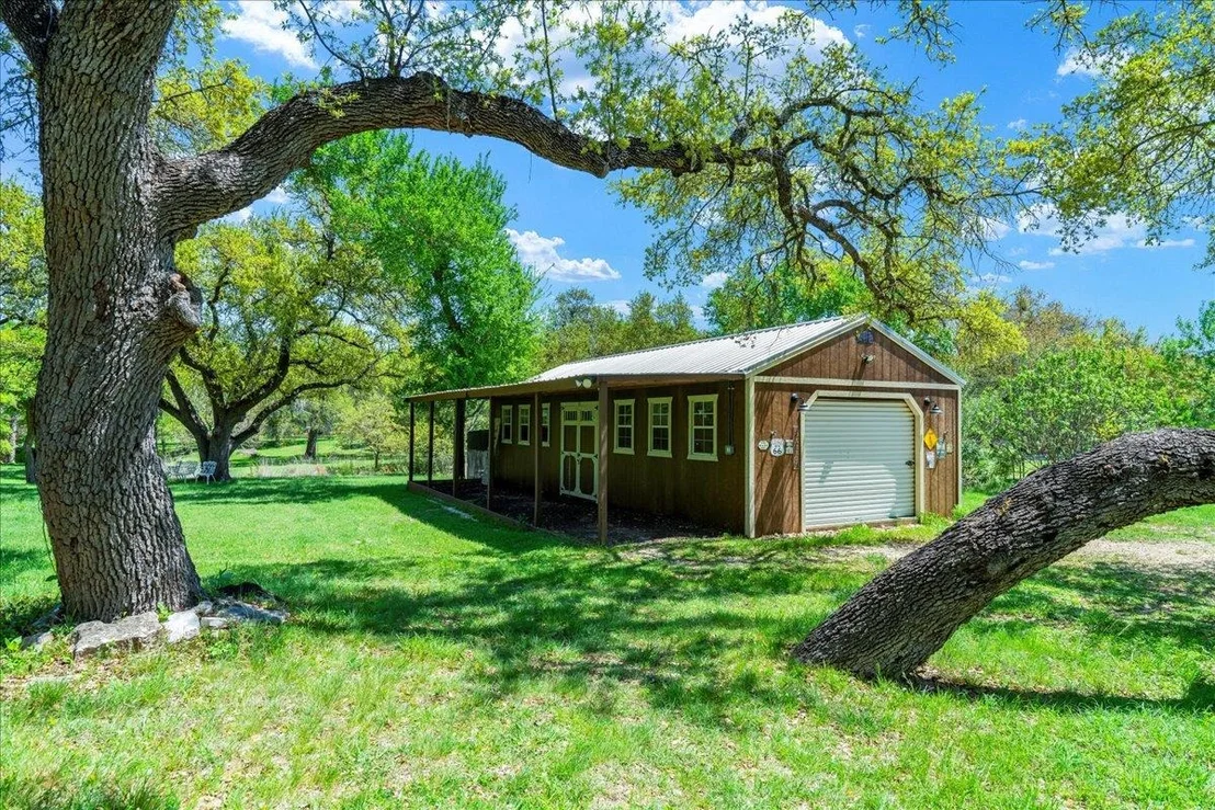 Photo of 7 Tall Oaks TRL