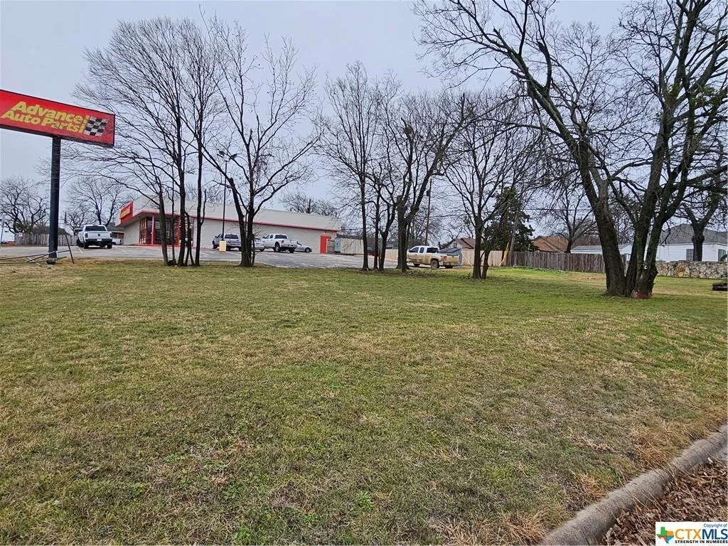 Photo of 1506 B Ave