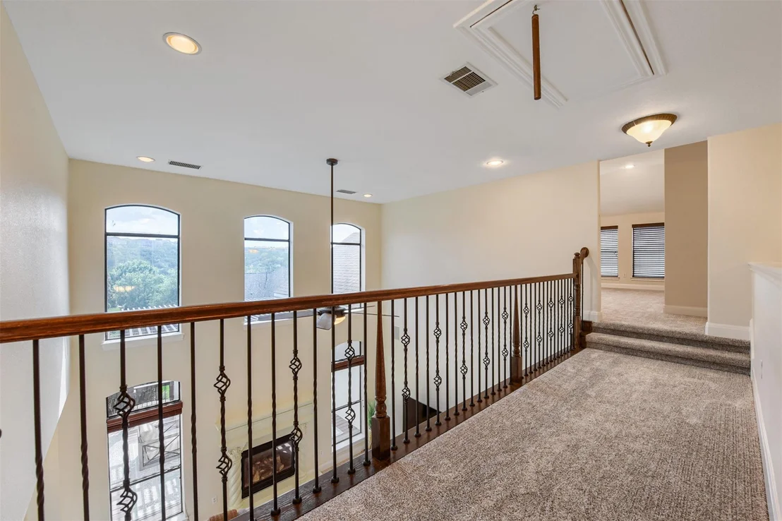 Photo of 107 Hensley DR