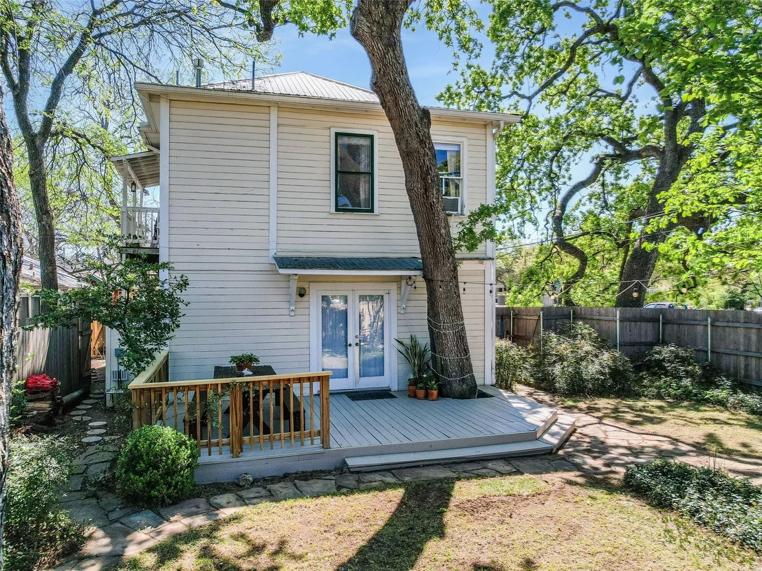 Photo of 4000 Avenue D