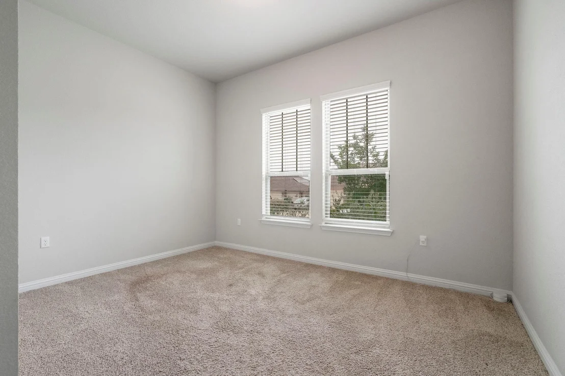 Photo of 9904 Comely BND