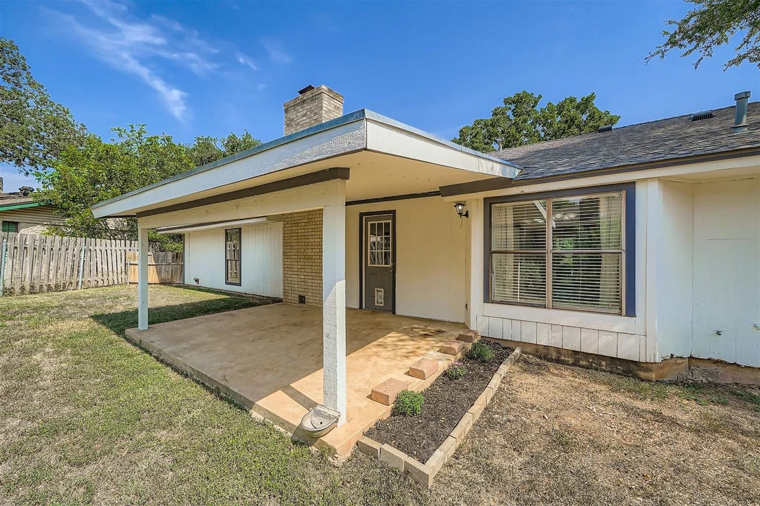 Photo of 603 Meadowbrook DR