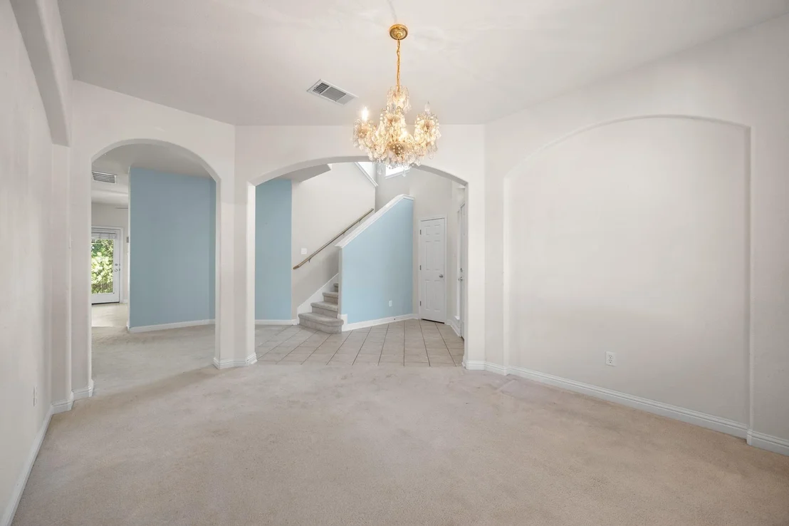 Photo of 10005 MOUNT RAINIER DR