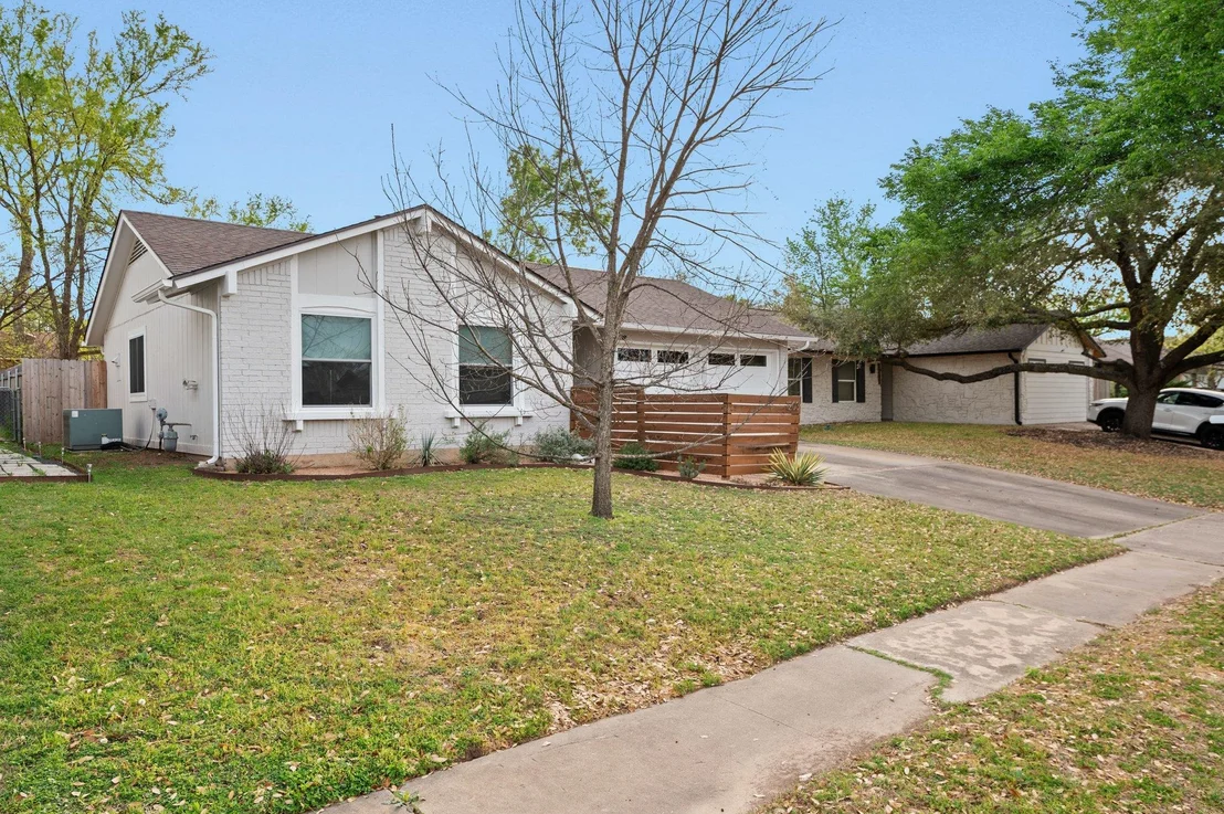 Photo of 1203 Austin Highlands BLVD