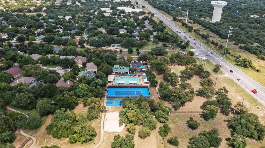 Photo of 4118 N Summercrest LOOP