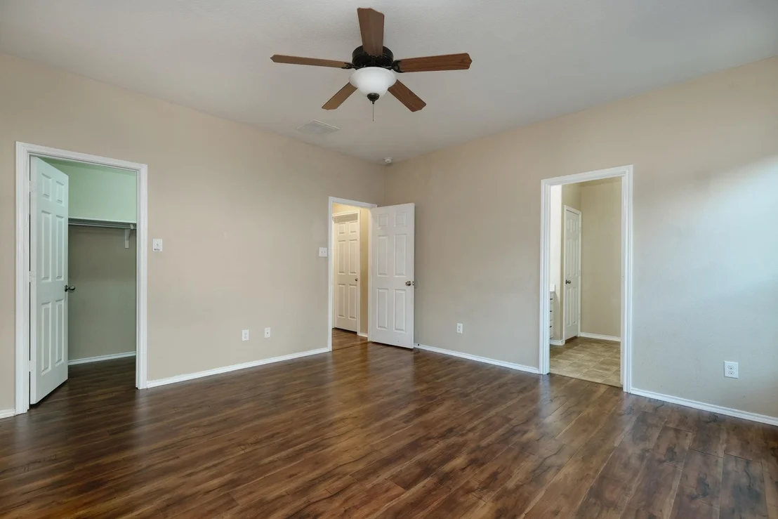 Photo of 1244 Yellow Iris RD