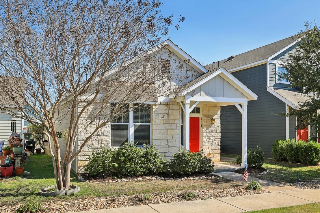 Photo of 1524 Sanders