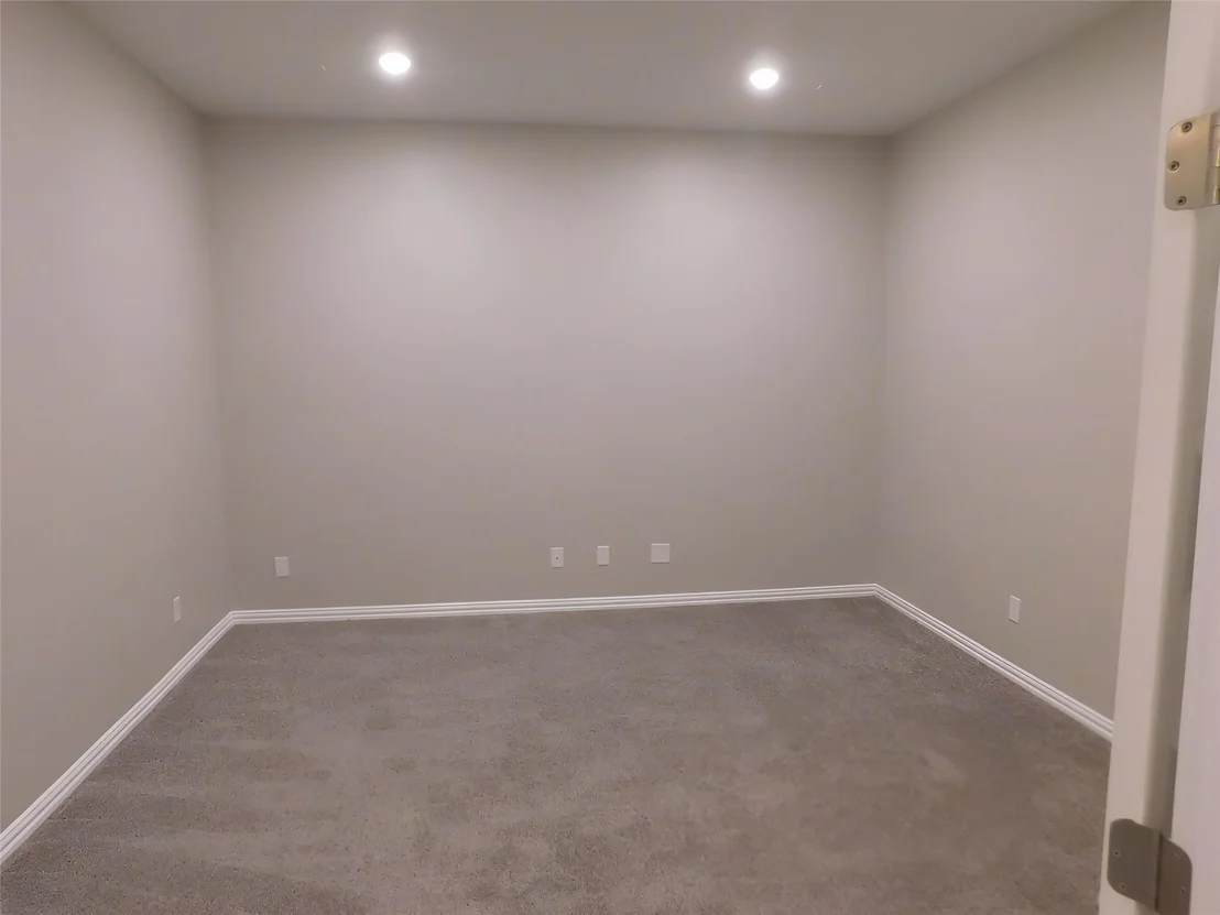 Photo of 2121 WOODED RUN TRL