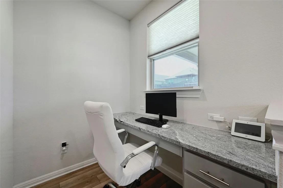 Photo of 468 Purple Heart DR