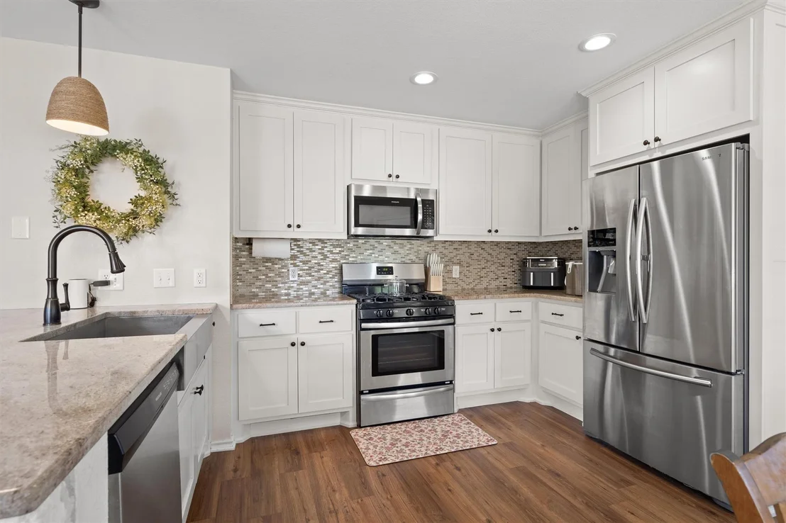 Photo of 1308 Honeysuckle LN