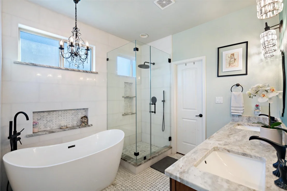 Photo of 302 Bellagio DR