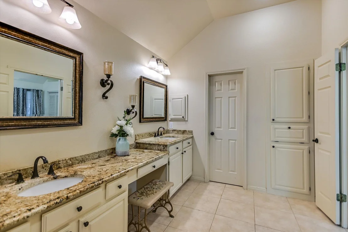 Photo of 901 Rock Spring CV