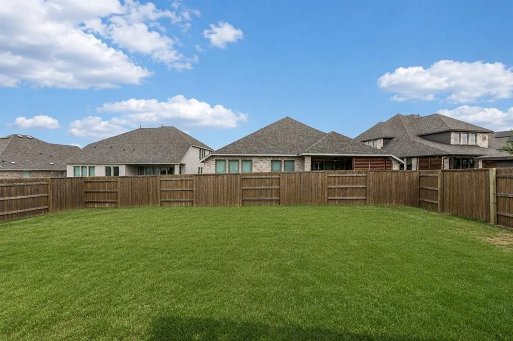Photo of 305 Painted Creek WAY
