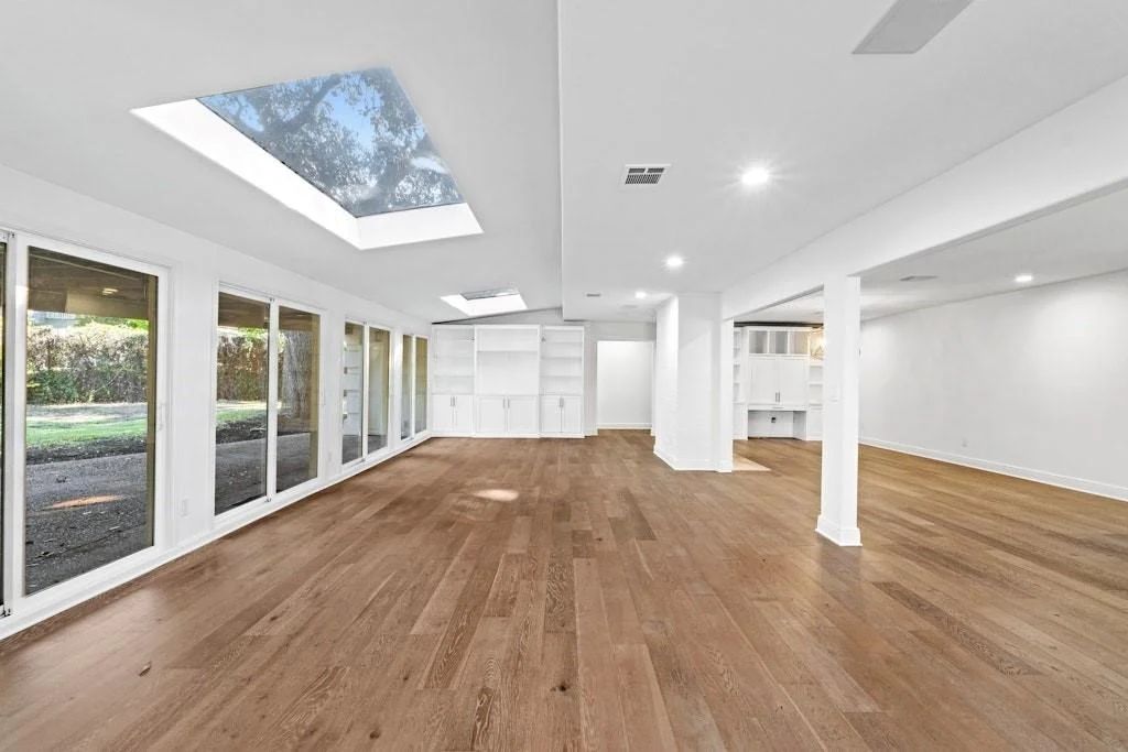 Photo of 2619 SPRING LN