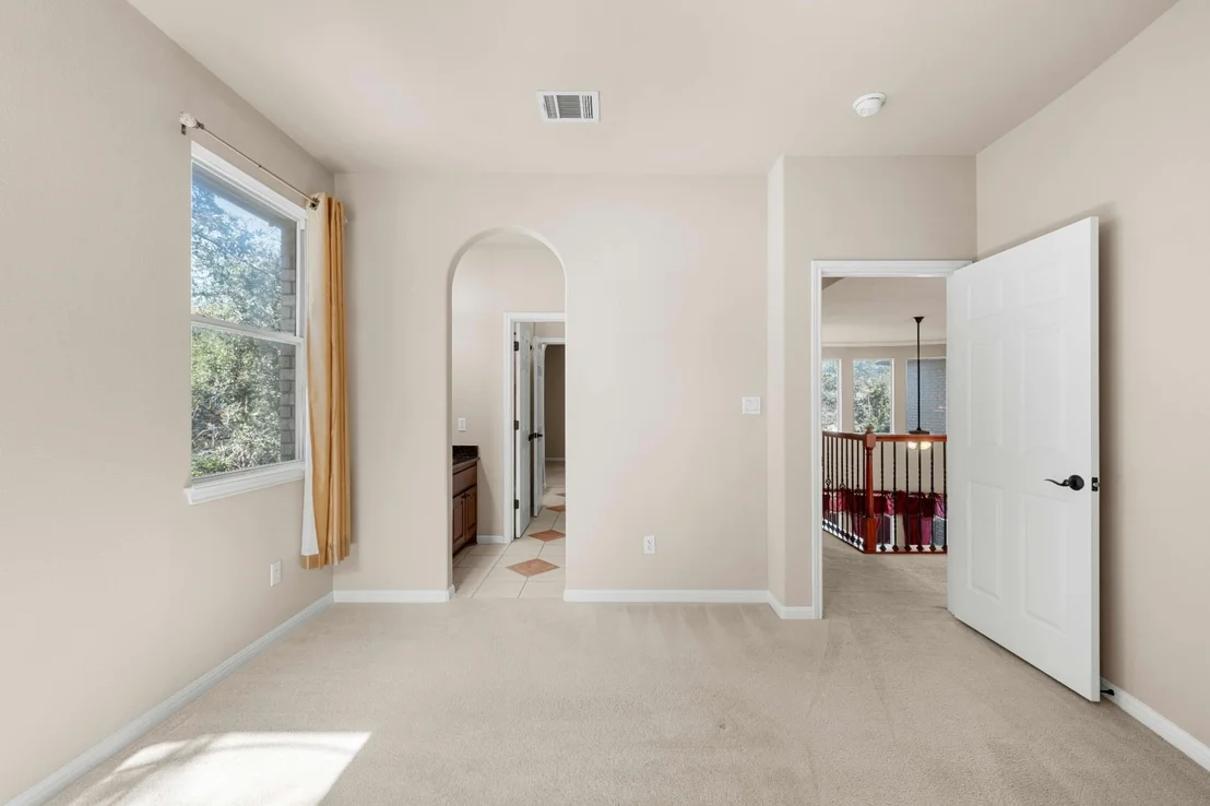 Photo of 3903 Remington RD