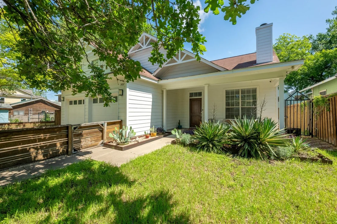 Photo of 302 Ben Howell DR