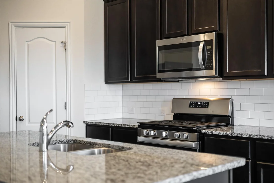 Photo of 5909 Toscana TRCE