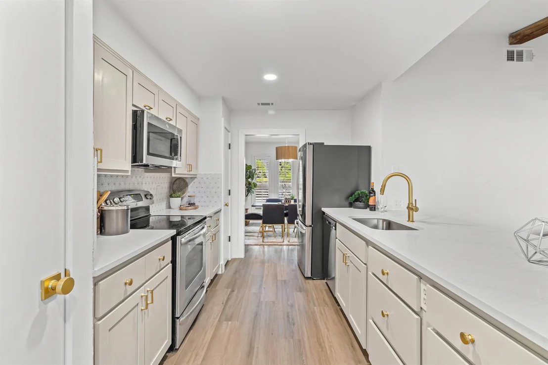 Photo of 11004 Rustic Manor LN