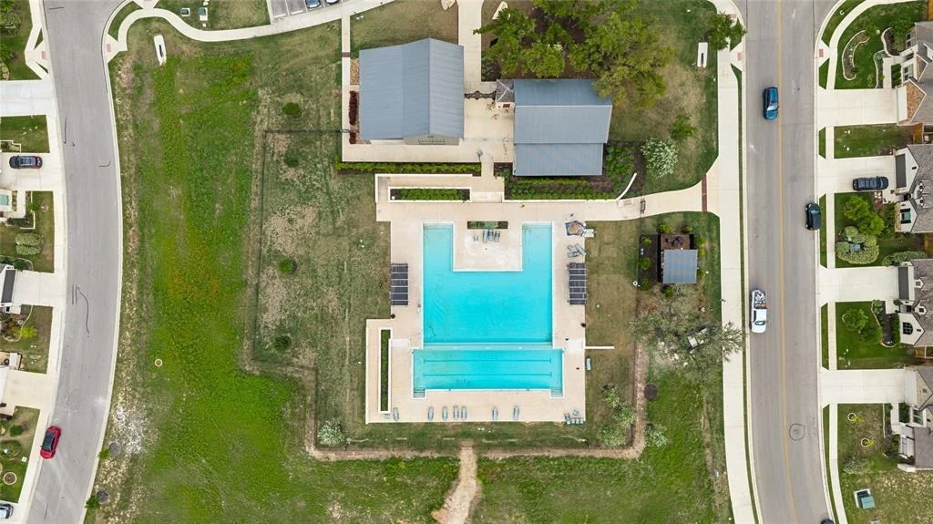 Photo of 305 Painted Creek WAY