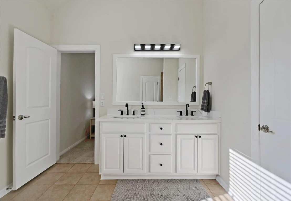 Photo of 205 Cherry Laurel DR