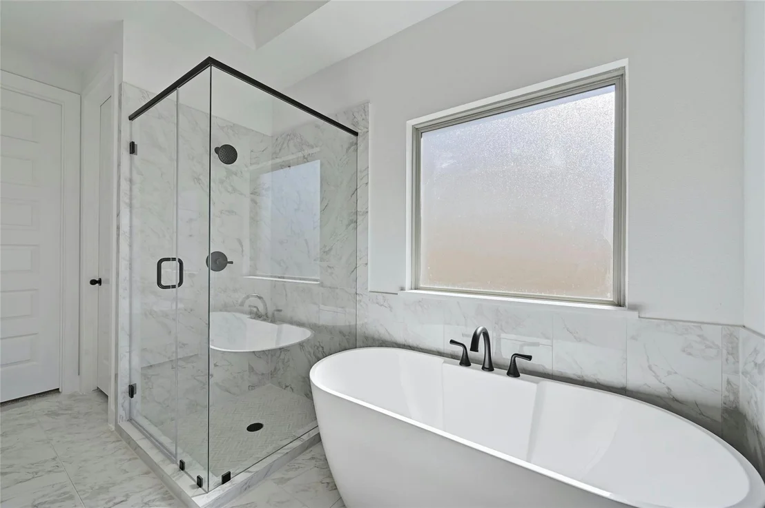 Photo of 122 Bottlebrush CV