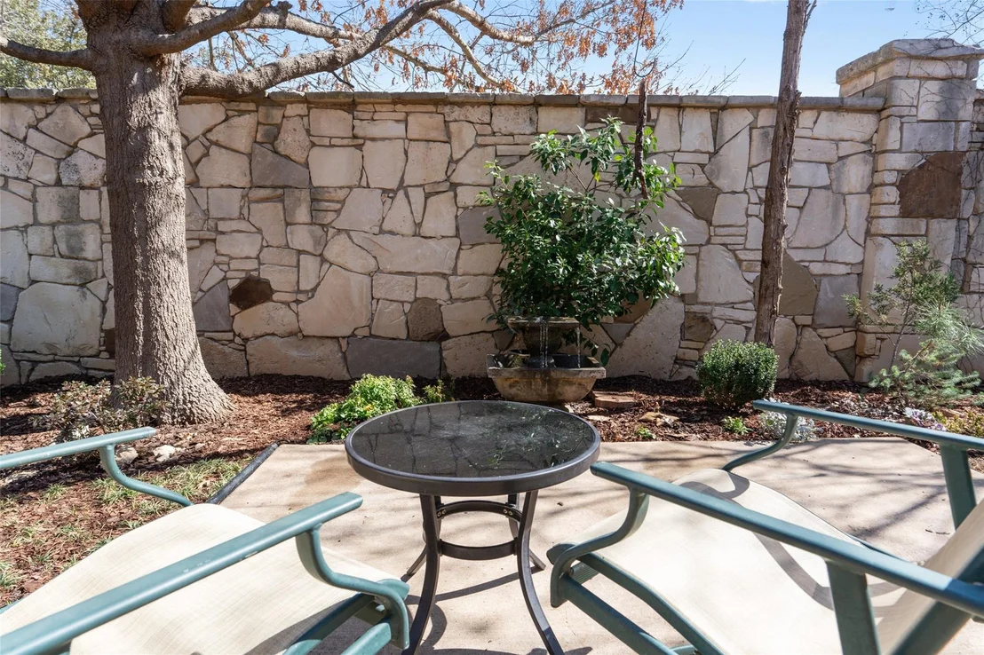 Photo of 2806 Prosperity