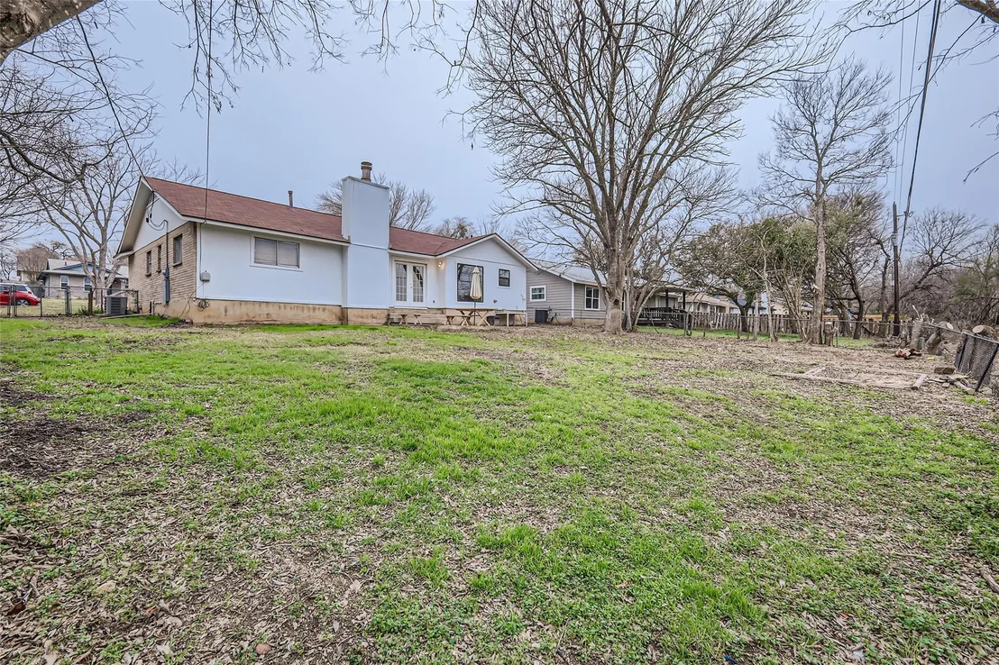 Photo of 1602 Parkview LN