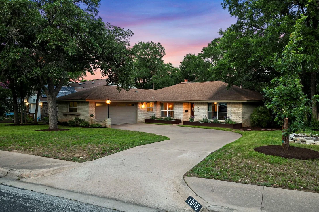 Photo of 1905 Barton Hills DR