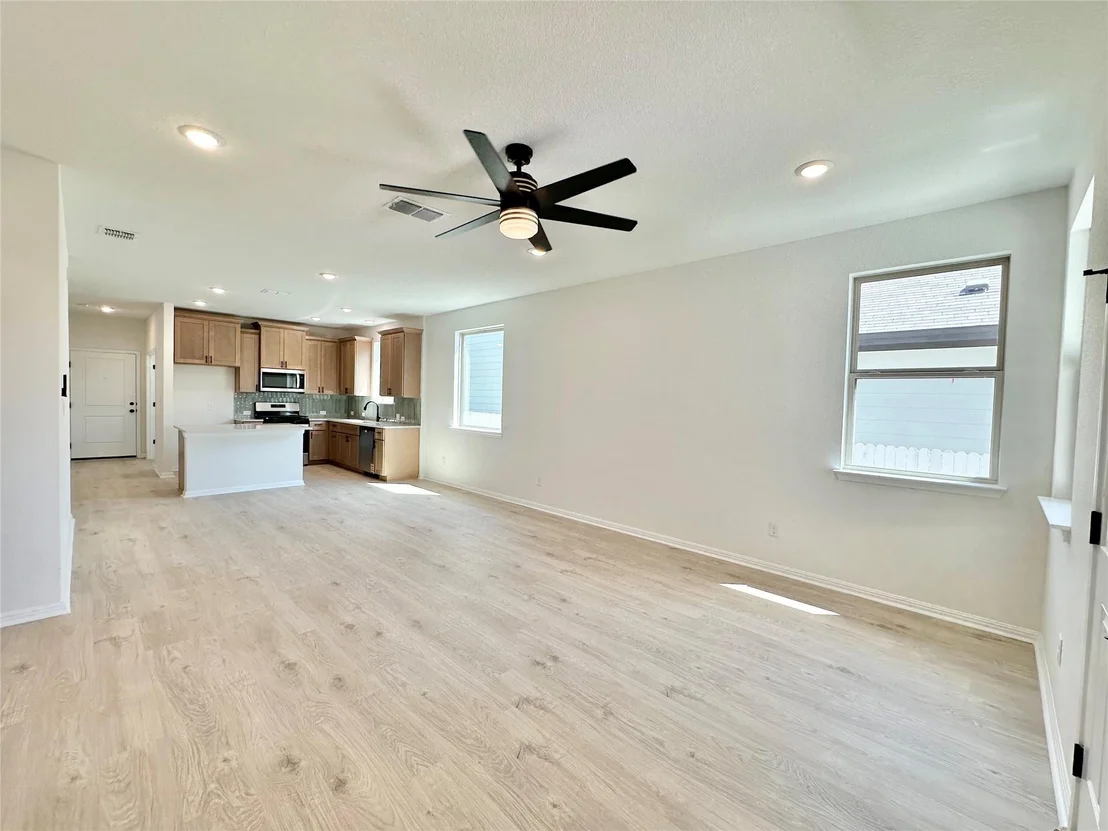 Photo of 209 Greeneyes WAY