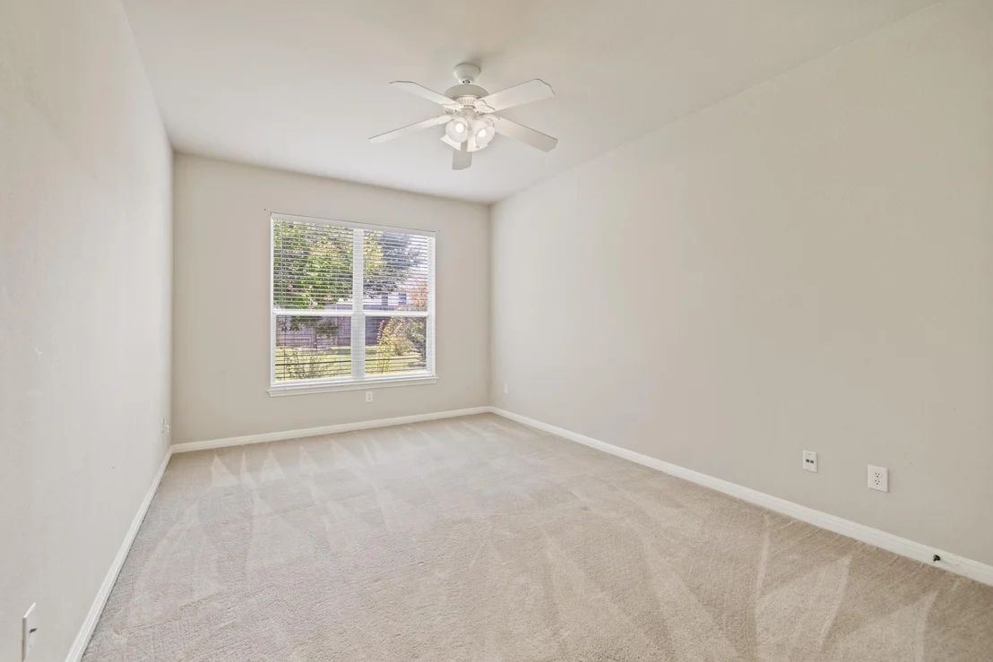 Photo of 1115 Henderson DR
