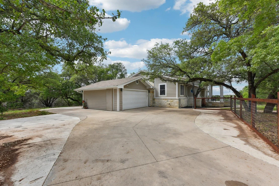 Photo of 126 County Road 420 RD