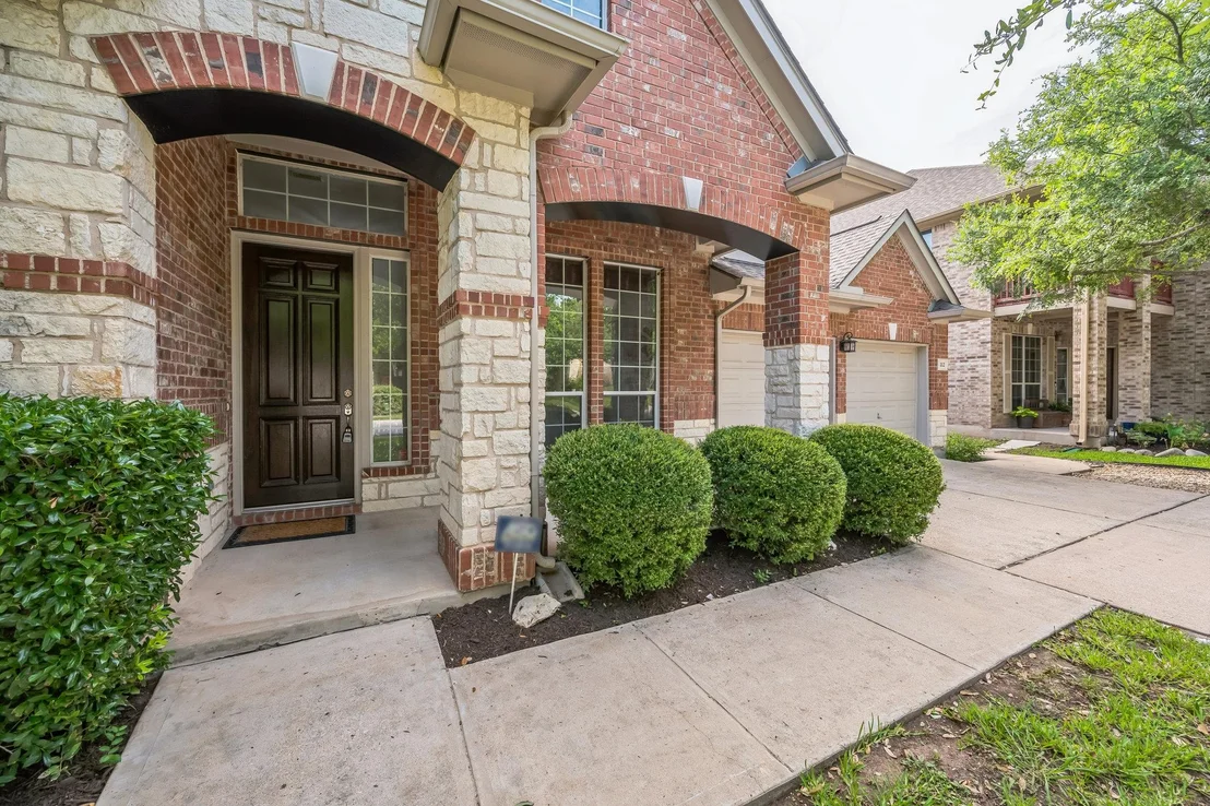 Photo of 112 McBride LN