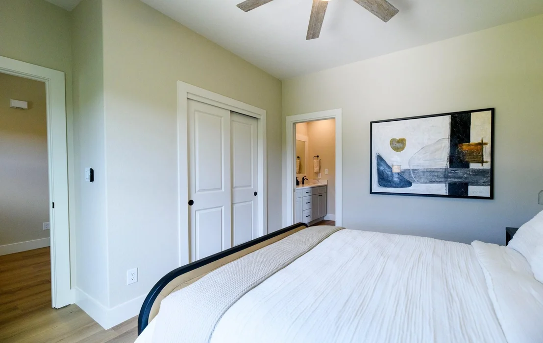 Photo of 302 Castlehigh DR