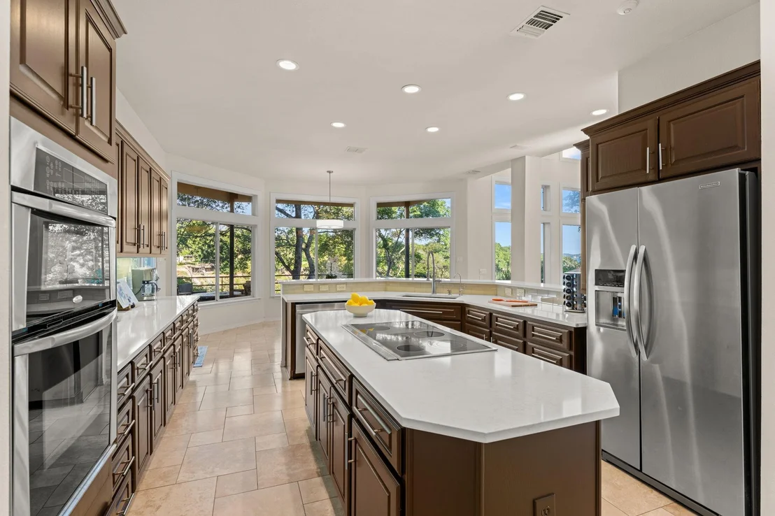 Photo of 15747 Booth CIR