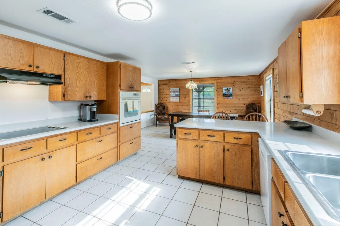 Photo of 5200 Ledge RD