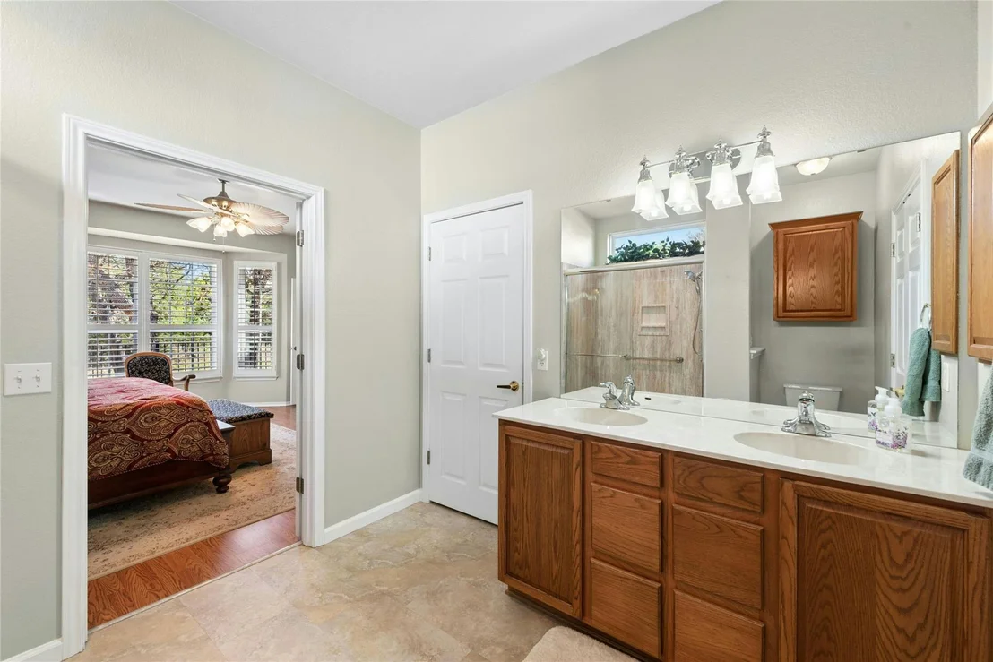 Photo of 213 Crockett LOOP