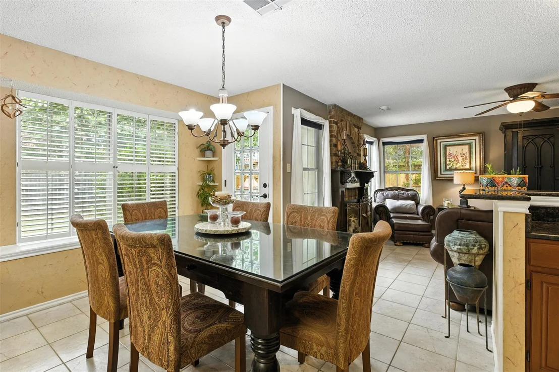 Photo of 1113 Pebble Brook RD