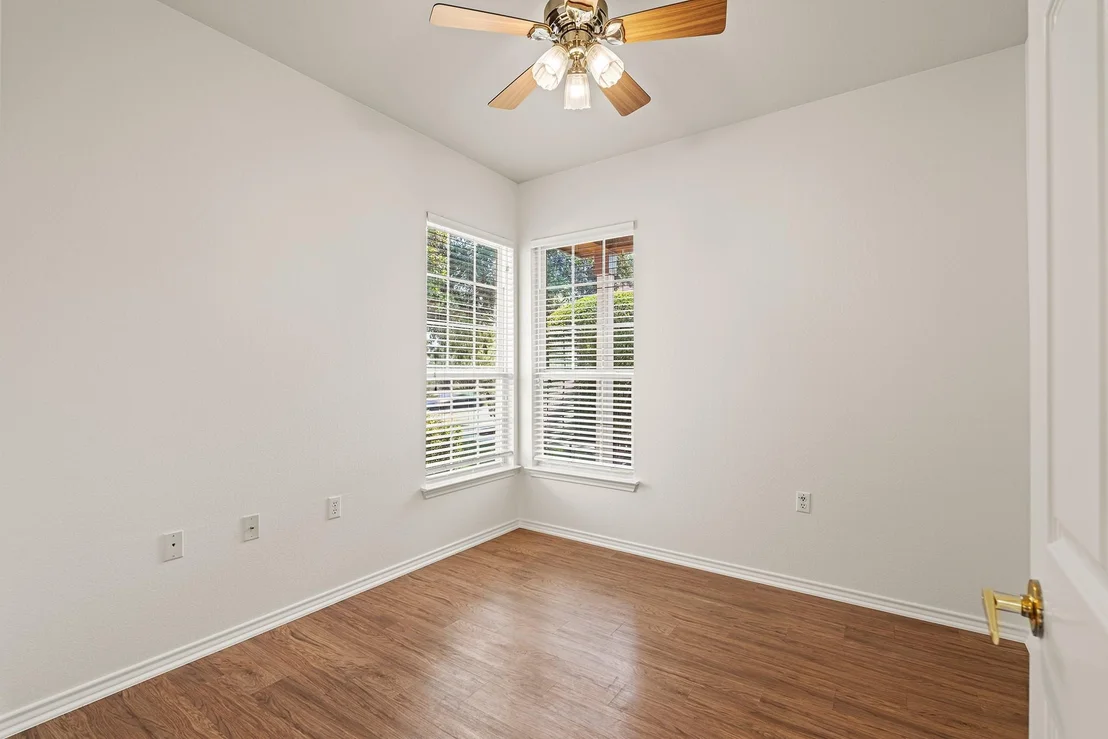 Photo of 208 Crockett LOOP