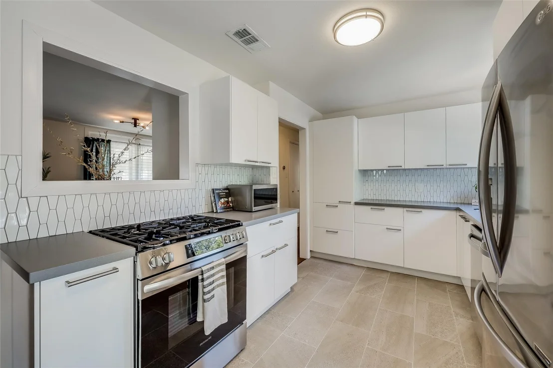 Photo of 5202 Knight CIR