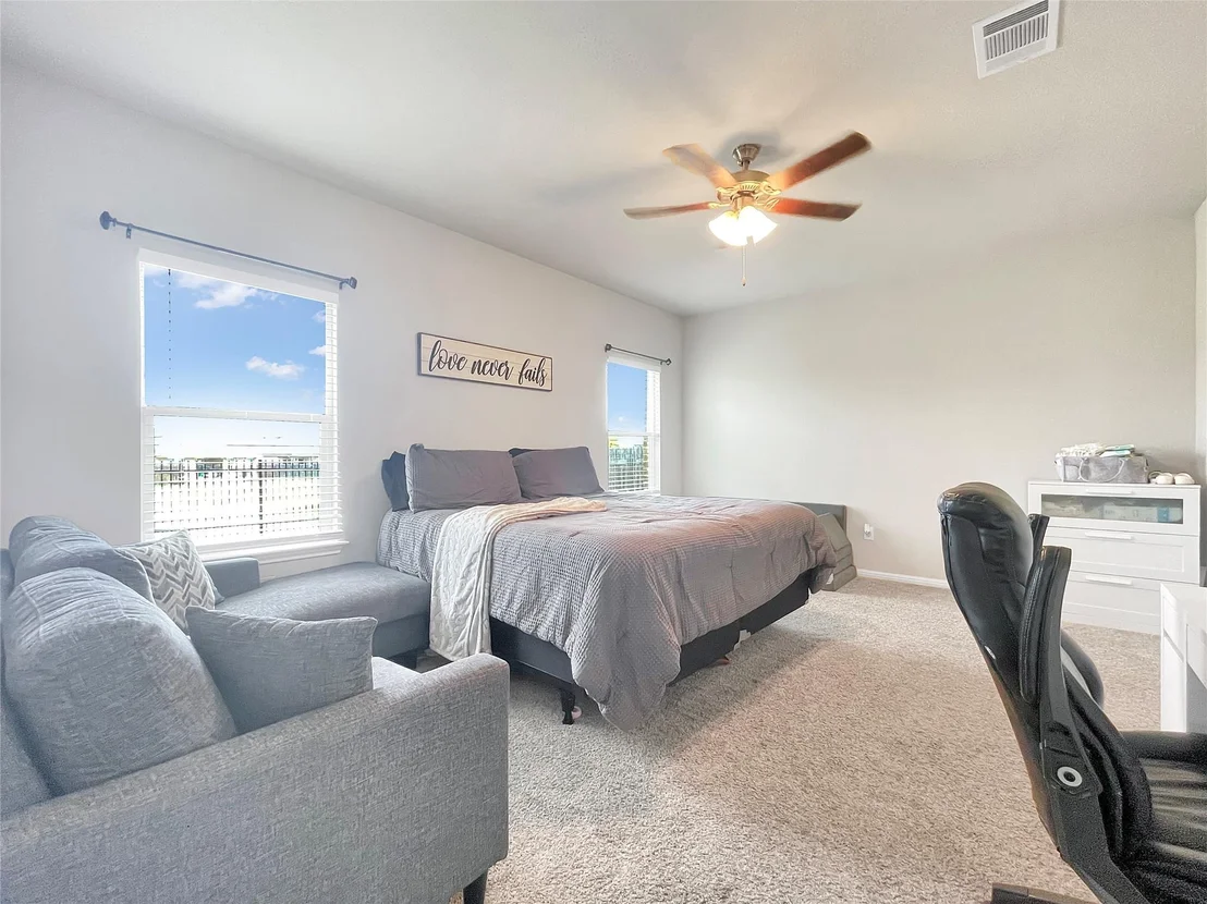Photo of 108 Shiner LN