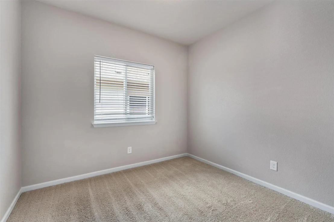 Photo of 463 Bridgestone WAY