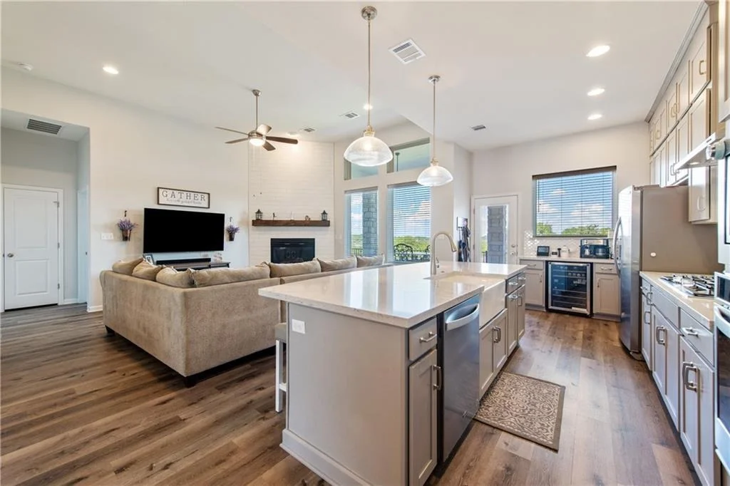 Photo of 7117 Jument DR