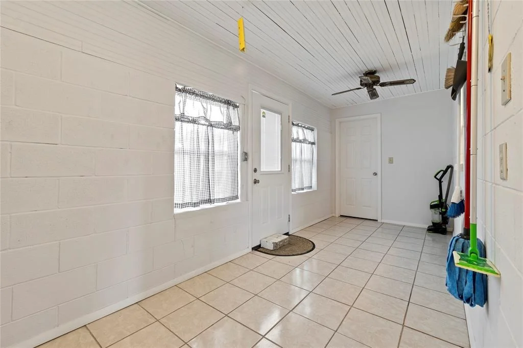 Photo of 106 Overview DR