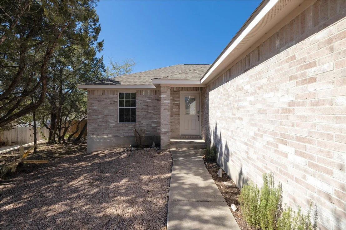 Photo of 21518 Horseshoe LOOP