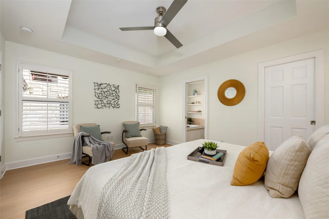 Photo of 117 Oakbluff CV